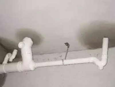 青冈卫生间测漏水的几种情景